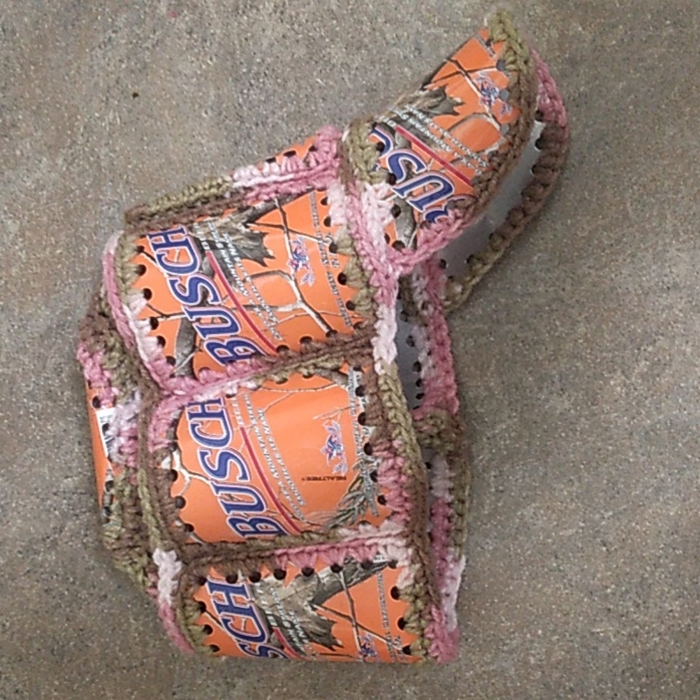 Busch can crochet hat - Picture 3 of 4